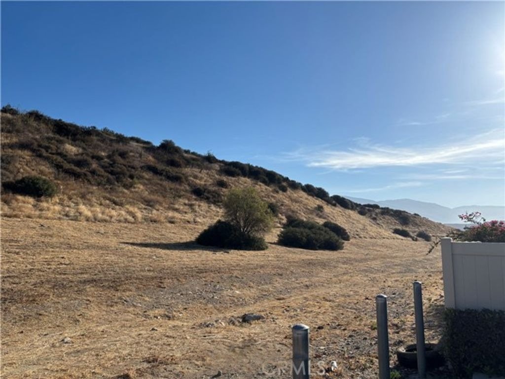 Large California land parcel from the Devore listing gallery